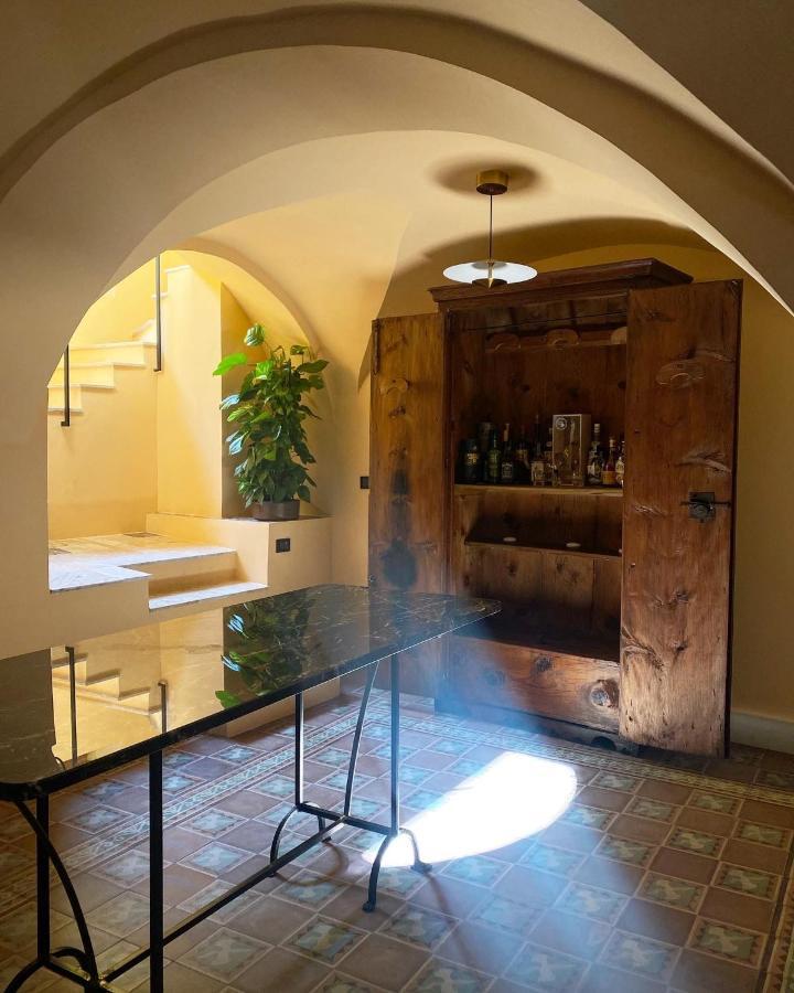 Palazzo Previtera Hotel Linguaglossa Exterior photo